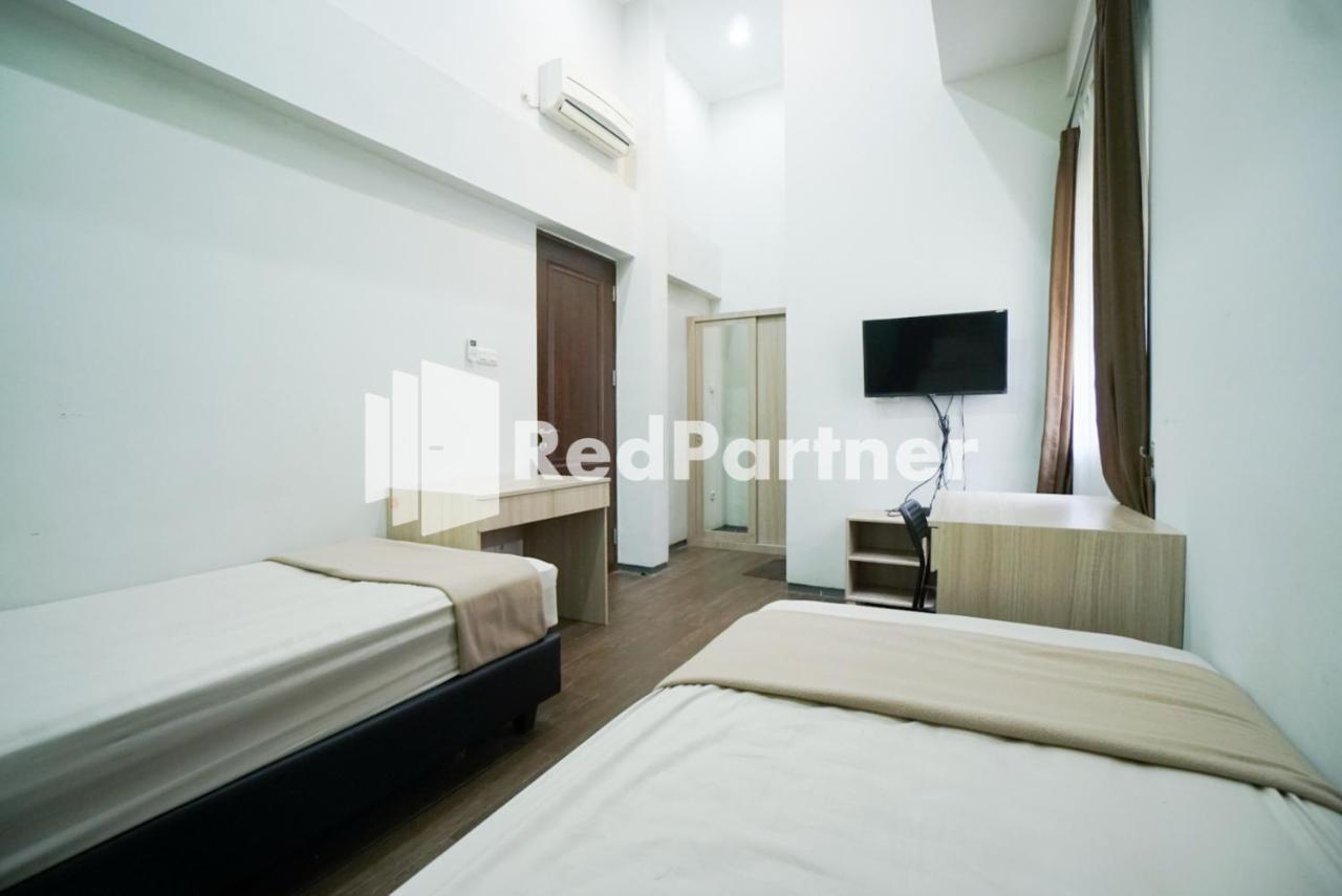 Toba Mansion Syariah Near Benhil Redpartner Hotel Jakarta Exterior photo